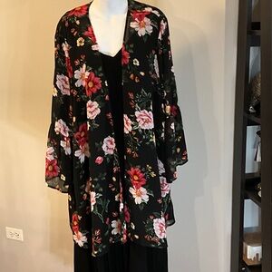 Torrid Black Floral Kimono